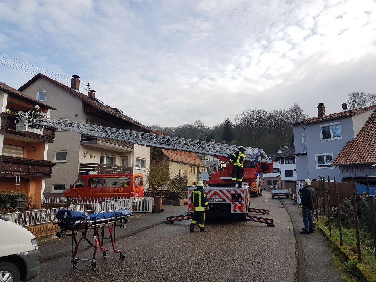 Bild "Einsatzberichte:20180110_Einsatz_Tragehilfe_Mueckenloch.jpg"